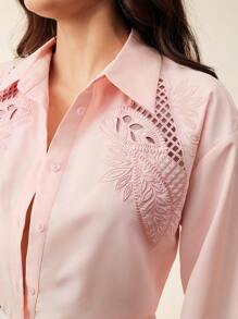 Anewsta Chemise ample à manches dolman de couleur unie avec un design ajouré à broderie florale 3D