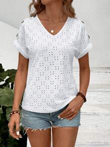 EMERY ROSE Áo thun dệt kim Jacquard cổ chữ V họa tiết cỏ ba lá cỡ lớn thường ngày cho nữ có nút trang trí - trắng - Xem 6