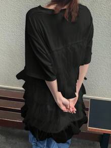 FRIFUL Camiseta feminina pequena com decote em V, várias camadas de malha, babados, bainha, letras e números, estampa colorblock, casual, para rua, linda blusa de verão para festivais, camiseta grande, camisetas femininas com estampas, camisa feminina com números, 99 camisetas femininas - Preto - Ver 5