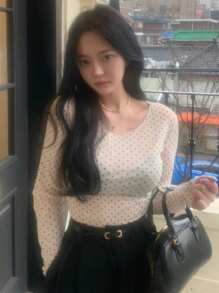 DAZY 女士波尔卡圆点半透视长袖圆领打底上衣，春夏 - 杏色 - 查看 8