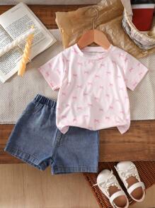 SHEIN Vintaside Kids 婴幼儿女孩 0-3 岁休闲可爱蝴蝶结 T 恤和牛仔短裤两件套 - 粉色 - 查看 1