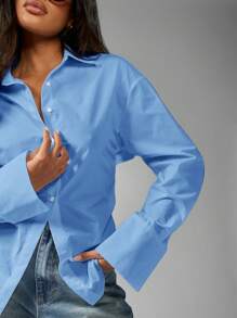 MISSGUIDED Kemeja Dress Berkancing Depan dengan Manset Lebar Klasik Bisnis Profesional Lengan Panjang Berkerah Kerja Kantor Formal Minimalis Wajib Dimiliki - Biru - View 3
