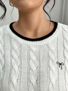Celure Simple & Fashionable Embroidered Plus Size Knit Sweater