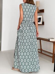 SHEIN Vestido corto de mujer con cuello en V, sin mangas, con estampado todo sobre todo, de textura, para primavera y verano, atuendo diario