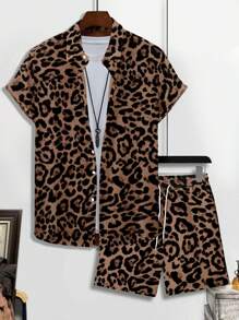 Manfinity Homme Men's Leopard Print Single Breasted Short Sleeve Shirt And Shorts Casual 2-Piece Set - Multicolor - View 1
