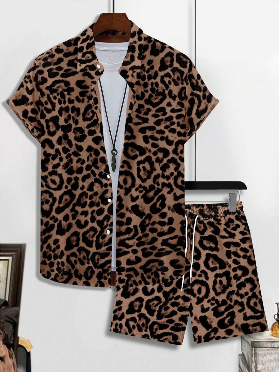 Manfinity Homme Men's Leopard Print Single Breasted Short Sleeve Shirt And Shorts Casual 2-Piece Set - Multicolor - View 1