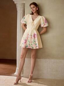 MOTF PREMIUM 女士花卉印花V领泡泡袖优雅连衣裙 - 杏色 - 查看 6