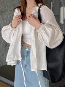 FRIFUL 女士连帽薄款褶裥下摆抽绳宽松休闲百搭常规外套，适合外出、机场旅行、度假等场合。 - 米色 - 查看 6