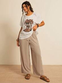 SHEIN VCAY 2 pezzi Completo di taglia grande - T-shirt grafica a rose e pantaloni, set da vacanza estiva in due pezzi, abbigliamento per spiaggia, t-shirt grafiche primaverili, abbigliamento casual elegante da donna, completi boho e da festival, pantaloni da lavoro, abbigliamento da vacanza tropicale ed elegante - Multicolore - Visualizzare 3