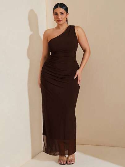 SHEIN BAE Vestidos de mujer talla grande para bodas, damas de honor, fiestas, citas, vacaciones. Vestidos de verano talla grande elegantes para fiestas, cumpleaños, San Valentín, de satén, con hombros asimétricos o de un solo hombro. Vestidos de verano talla grande con cuello asimétrico, cintura plisada y aberturas laterales. Vestidos largos, vestidos de invitada de boda para mujeres