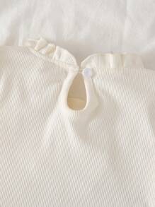 SHEIN Vintaside Kids 2 件婴儿/女婴套装，可爱 3D 花朵公主风格二合一长袖上衣和休闲长裤套装，秋冬 - 粉色 - 查看 4