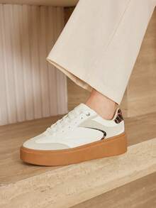 MOTF PREMIUM 女士舒适厚底休闲鞋 - 彩色 - 查看 3