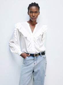 Maija 2025 Blusa Elegante com Decote em V, Manga Longa e Babado para Mulheres, Adequada para Férias de Primavera/Verão, Mês do Orgulho, Design Elogioso e Versátil, Confortável de Usar. Verão Branco para Mulheres, Férias na Praia, Aniversário, Professores, Férias de Verão, Verão Europeu, Praias para Mulheres, Férias na Praia - Branco - Visão 2