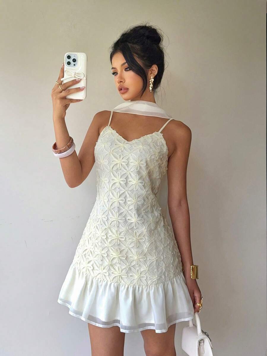 Siren Gaze 夏季新款女士优雅刺绣迷你连衣裙 - 杏色 - 查看 1