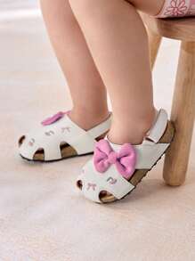 Cozy Pixies 时尚百搭可爱粉色蝴蝶结公主平底凉鞋，适合休闲、节日穿着、婴幼儿 - 白色 - 查看 2