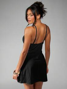 MISSGUIDED Đầm ngắn Broderie Anglaise với phần ngực nhún bèo, eo kiểu Empire, thắt nơ phía trước, dáng chữ A, thích hợp cho mùa hè, dự tiệc, lễ hội, các dịp đặc biệt, kiểu áo hai dây. - màu đen - Xem 2