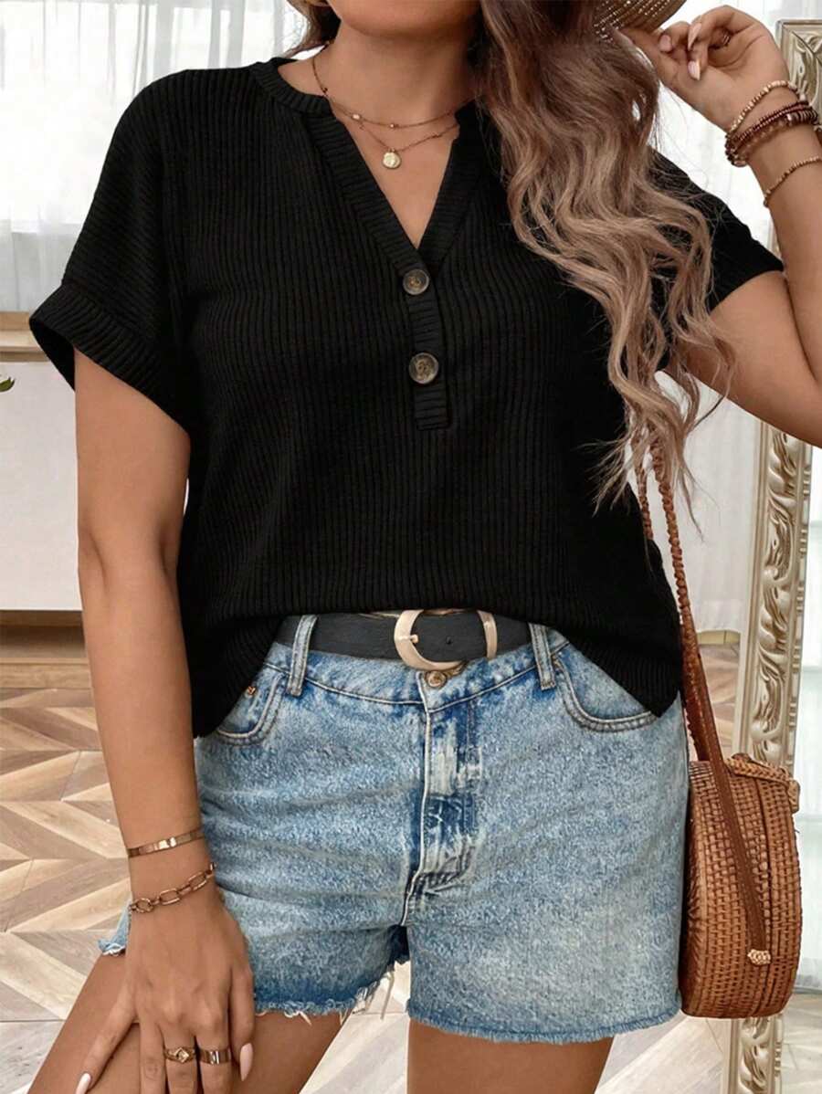 EMERY ROSE Plus Size Women Casual Notched V Neck Loose T-Shirt, Suitable For Party, Gathering, Street Walk, Vacation, St. Patrick's Day, Easter, Valentine's Day, Christmas, Thanksgiving, Soft, Comfortable, Versatile, Slimming, Fashionable Spring/Summer, Independence Day