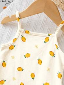 SHEIN Pelele informal para bebé niña con estampado de frutas pequeñas, limones y flores, en color amarillo crema, adecuado para vacaciones de primavera/verano