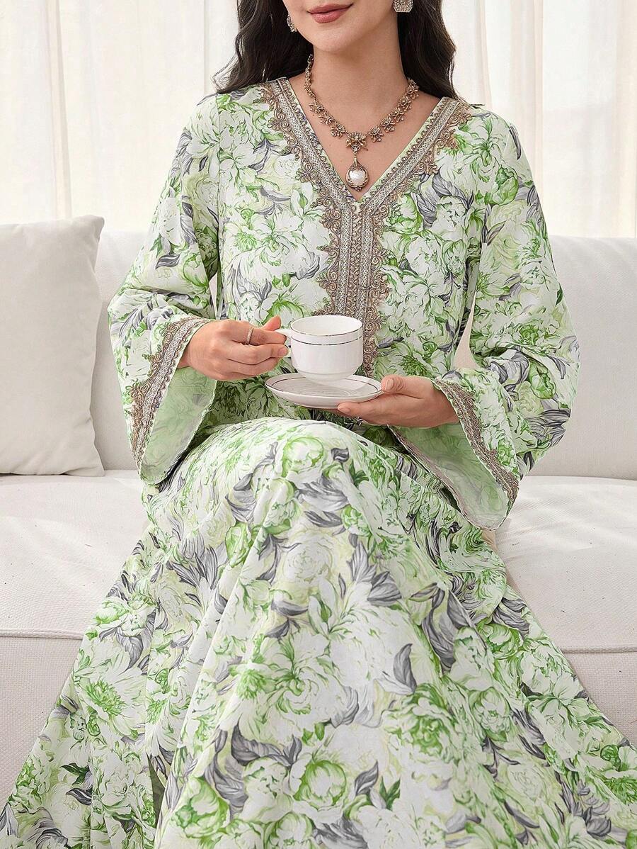 SHEIN Najma 女士花卉印花、钩针拼布、长袖连衣裙、端庄优雅的 A 字形卡夫坦和 Jalabiya 连衣裙,适合晚会/婚礼嘉宾/周年纪念/日常穿着 - 彩色 - 查看 1