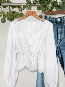 女士复古透明刺绣灯笼袖衬衫，秋季纽扣蕾丝宽松白衬衫 - 白色 - 查看 2