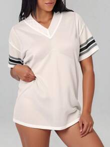 Swim EVENT Women's Simple Casual Loose V-Neck Short Sleeve Cover Up T-Shirt For Summer Beach Vacation - Black and White - View 1