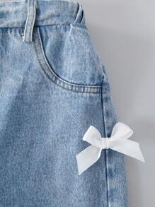 SHEIN ChillGRL 2件套女孩休闲日常通勤装，含蝴蝶结T恤和牛仔裤