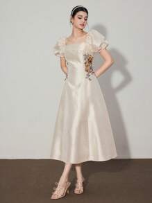 Feyla Đầm dài vừa phải thanh lịch cổ vuông thêu hoa tay bồng ngắn cho nữ - Màu be - Xem 3