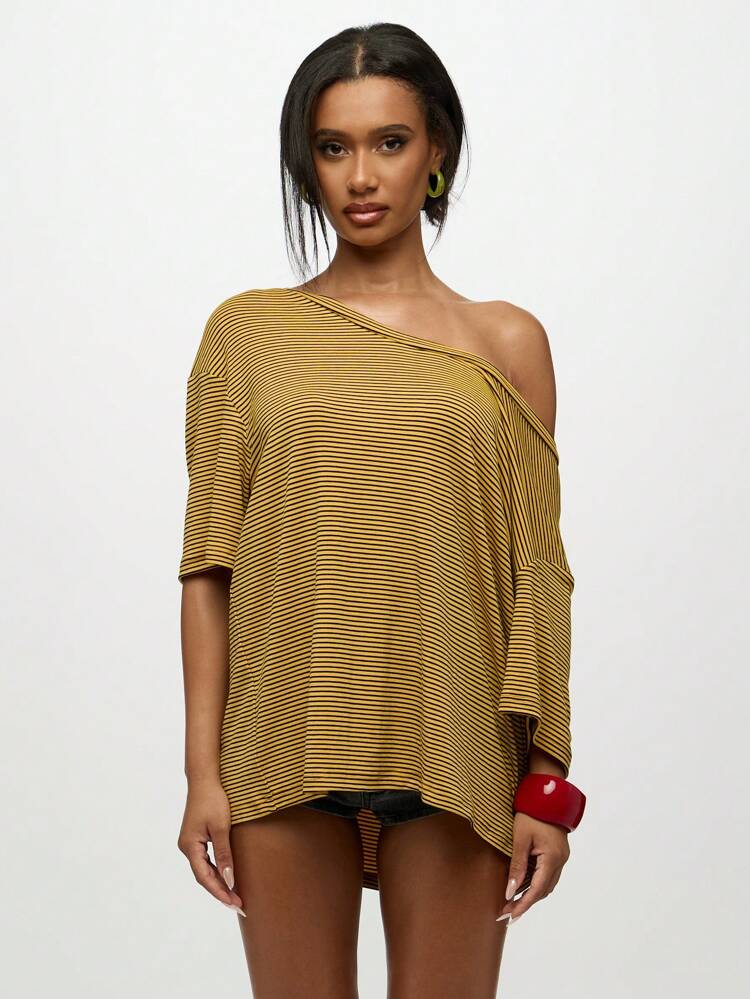 SUMWON WOMEN Off Shoulder Loose Fit Striped High Low Hem T-Shirt