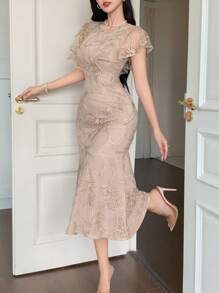 DAZY 女士花卉刺绣网眼拼布荷叶边优雅中长连衣裙 - 米色 - 查看 6