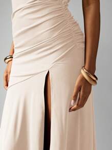 MISSGUIDED One Shoulder Ruched Evening Gown Floor Length Formal Wedding Guest Party Maxi Dress With High Split Draped Design Elegant - Cream - View 3
