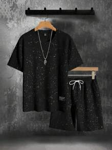 Manfinity Homme Bộ áo phông vải họa tiết chấm bi và chữ cái tay ngắn phong cách đường phố giản dị mùa hè dành cho nam và quần short cạp rút - màu đen - Xem 3