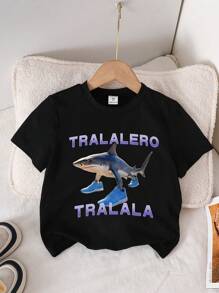 SHEIN Camiseta informal de verano para niño preadolescente con estampado de tiburón y letras