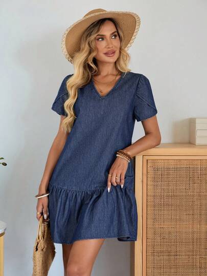 EMERY ROSE Mature Denim Đầm denim ngắn tay cánh hoa cổ chữ V giản dị cho kỳ nghỉ của phụ nữ