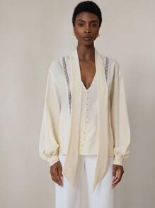 SHEIN Privé Women's Fashionable Lace Patchwork Hollow Faux Pearl Button Lantern Sleeve Shirt With Tie Collar Fall Cloth For Women