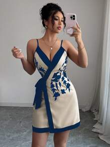 Elenzga Sexy Elegant Wrap V-Neck Print Short Dress For Women - Light Wash - View 4