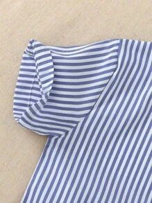 2 Peças Conjunto de Roupa de Bebê Menino: Camisa de Manga Curta Listrada em Azul e Branco com Gola e Botões Marrons e Patch de Couro, Combinada com Shorts Brancos, Adequado para Jantar, Festa, Aniversário no Outono e Inverno - Multicolorido - Visão 4