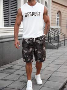 Manfinity Homme 大码男士字母印花圆领背心和迷彩短裤休闲套装，夏季