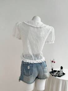 SHEIN Unity 白色花卉激光切割镂空刺绣领泡泡袖短袖下摆拼接褶饰修身衬衫，甜美可爱优雅简约浪漫精致，适合日常、海滩、度假、约会、夏季女性 - 白色 - 查看 2