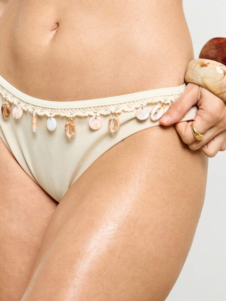 Triangle Bikini Set Features Shell Charm Embellishments