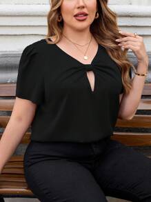 SHEIN Clasi Große Größen Elegantes blaues Loose Shirt mit Hohlmuster und Twist-Ärmeln, Sommer