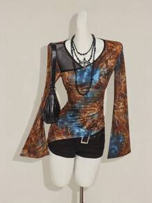 SHEIN ICON 复古图案印花网眼嵌件不对称修身喇叭袖 T 恤 - 卡其色 - 查看 4