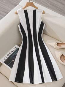 Franclia Black & White Asymmetrical Striped Sleeveless Dress - Black and White - View 2