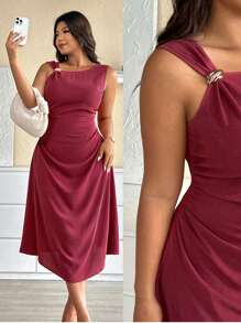 SHEIN LUNE Robe élégante asymétrique à col plissé sans manches pour femmes grandes tailles. Robe de soirée élégante pour femmes. Vêtements pour femmes. Robe d'anniversaire pour femmes. Robe d'été pour femmes. Robe élégante pour femmes. - Rouge - Voir 10