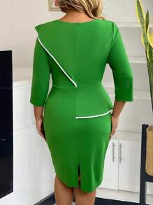 SHEIN Clasi Plus Size Women Elegant Mature Solid Color Bodycon Patchwork Hem Dress - Green - View 2