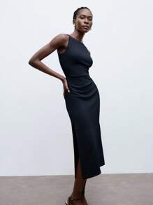 Maija 2025年夏季新款黑色细肩带褶饰腰部无袖连衣裙，商务休闲日常通勤，优雅海滩度假装、婚礼宾客装、乡村音乐节装、早午餐装、机场装，90年代复古美学