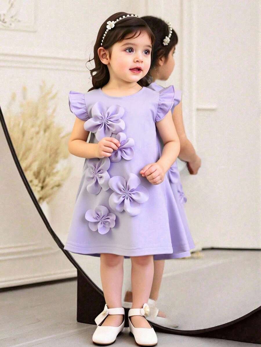 SHEIN Váy tím đơn giản thanh lịch cho bé gái mùa hè, họa tiết hoa 3D, tay áo nhún bèo nhẹ nhàng, thích hợp mặc thường ngày, ngày lễ và hàng ngày - Màu tím - Xem 1