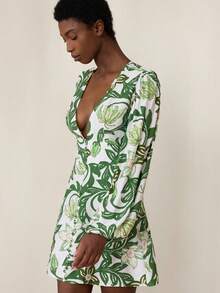 Aveloria Modichic Elegant Vacation Single-Breasted Decorative Bamboo Node Linen White Floral Print Blue Long Sleeve Deep V-Neck Fitted Short Dress For Women - Green - View 5