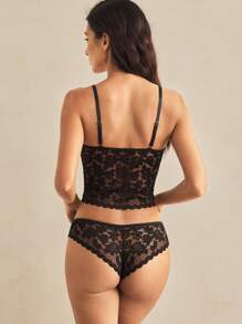 Charlaine Women's Romantic French Black Lace Lingerie Set With Scallop Details, Baddie Look - Black - View 2