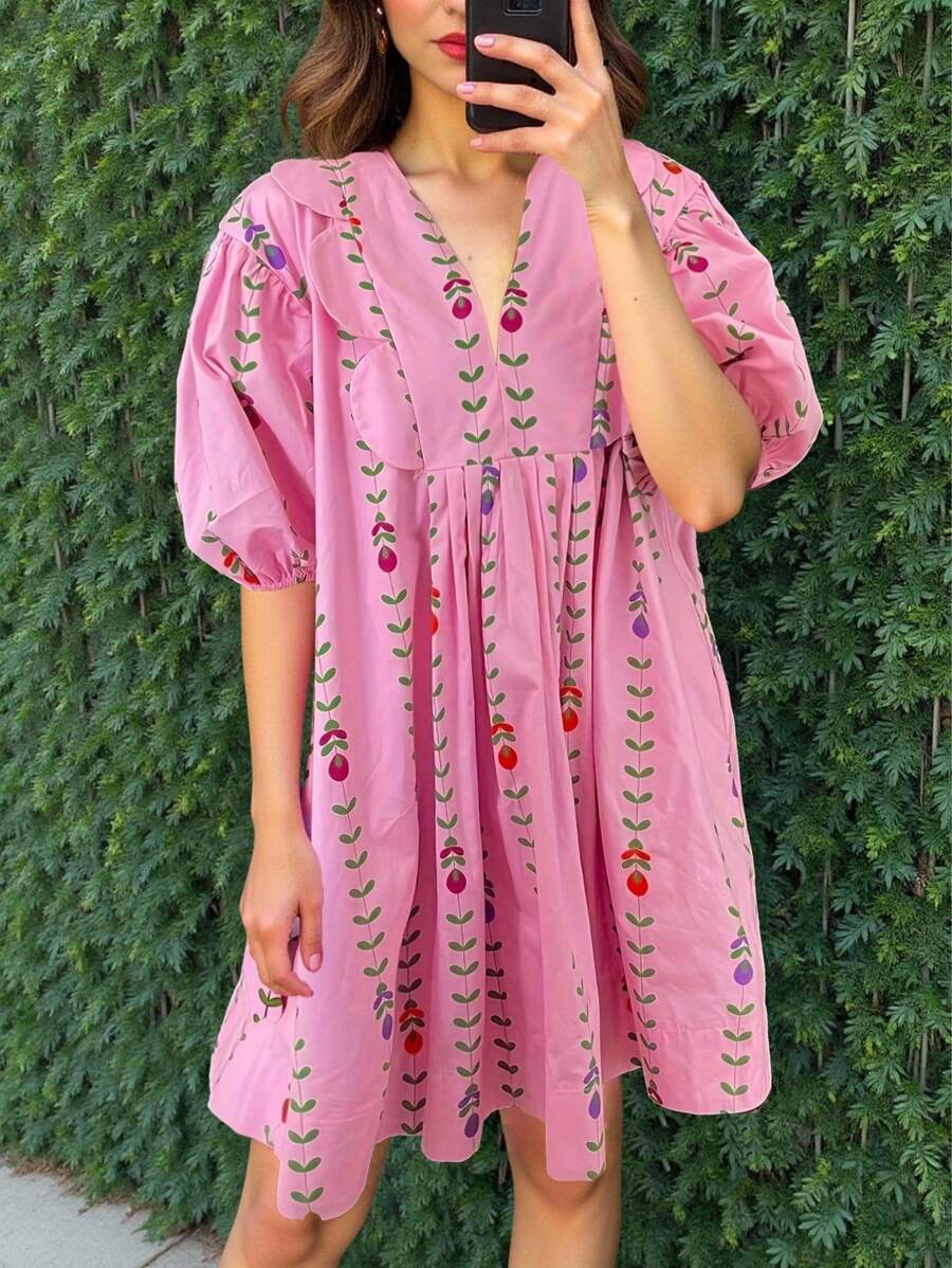 Chiquease 休闲花卉数码印花V领短袖连衣裙