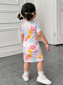SHEIN Baby Mädchen Lässig anliegendes Kurzarm Strick Kleid mit buntem Blumen Muster